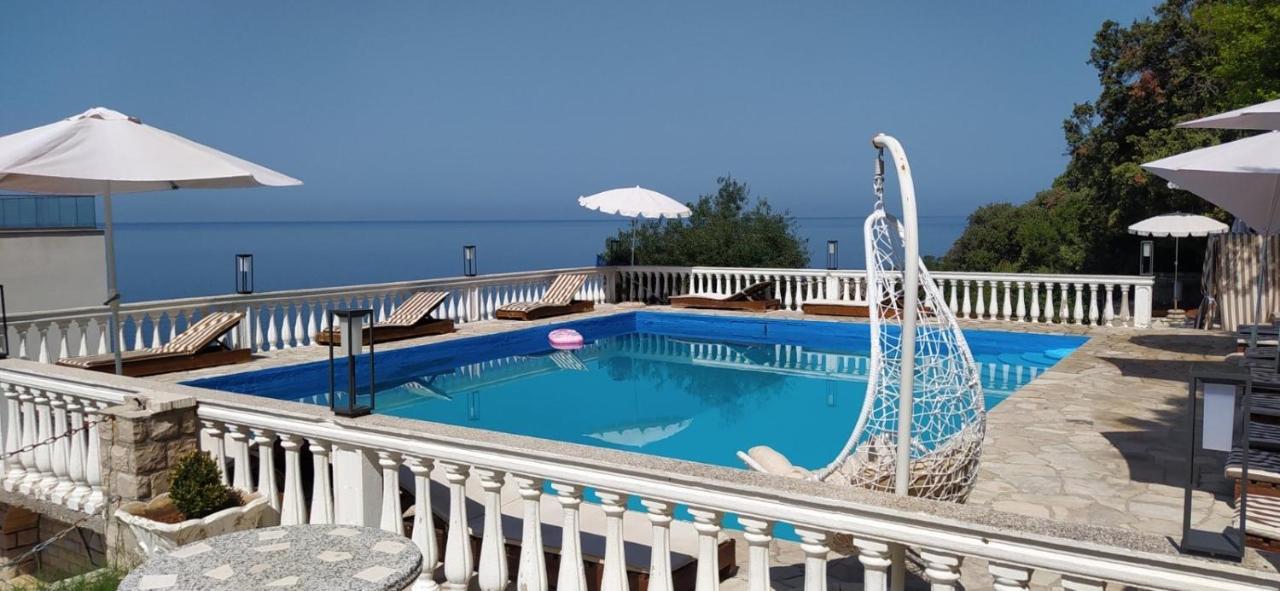 Guesthouse Oaza Emi โดบราวอดา ภายนอก รูปภาพ