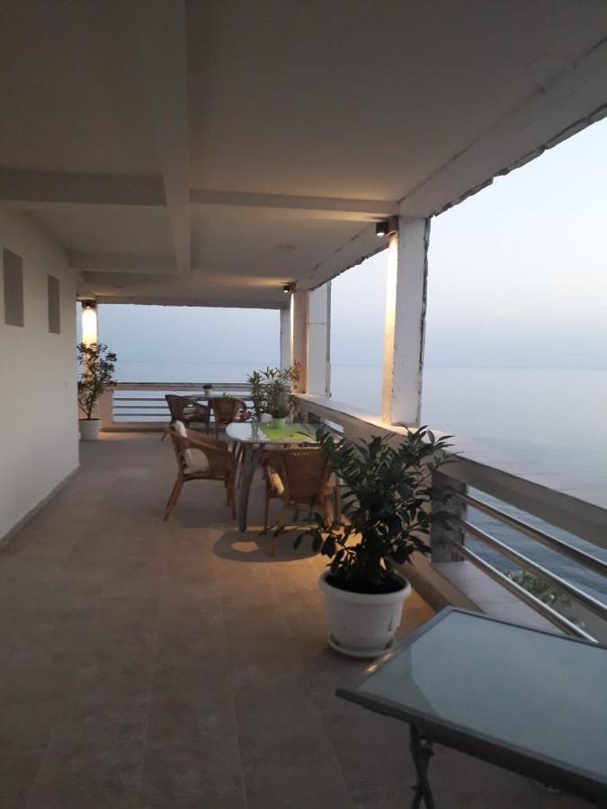 Guesthouse Oaza Emi โดบราวอดา ภายนอก รูปภาพ