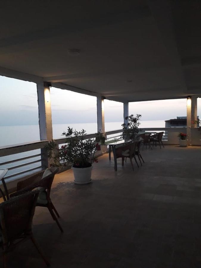 Guesthouse Oaza Emi โดบราวอดา ภายนอก รูปภาพ