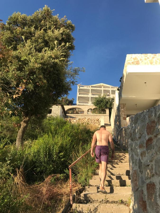 Guesthouse Oaza Emi โดบราวอดา ภายนอก รูปภาพ